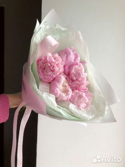 Букет пионов 5 шт