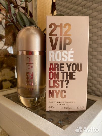 Духи (eau de parfum) 212 vip rose CH 80ml б/у