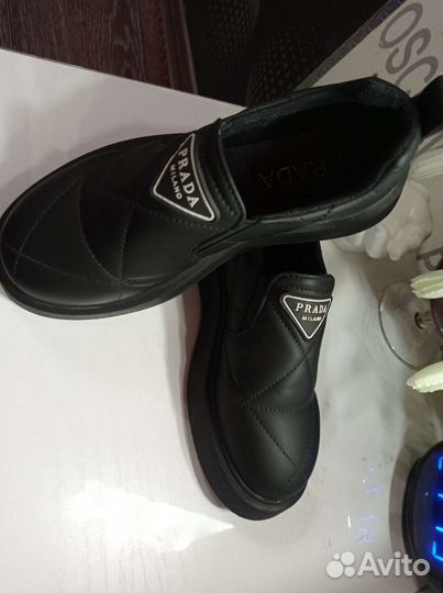 Кроссовки, слипоны, ботинки