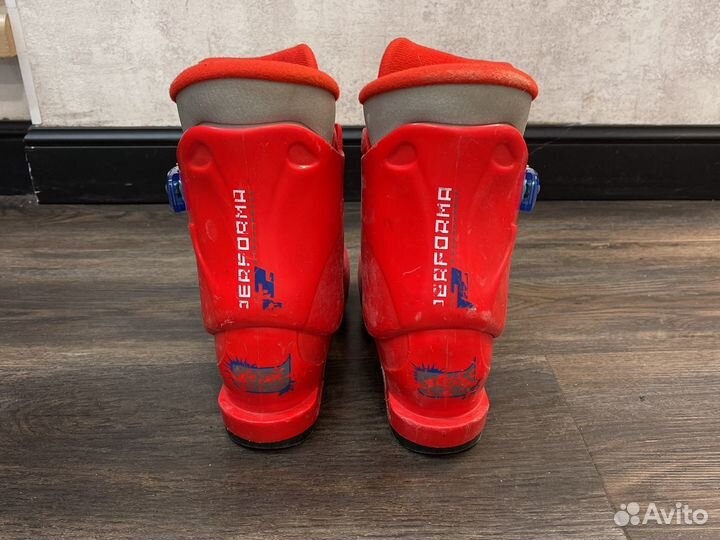 Детские горнолыжные ботинки salomon 21,5