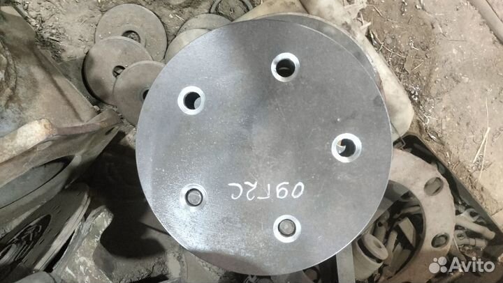Фланец мтз 82 5шп