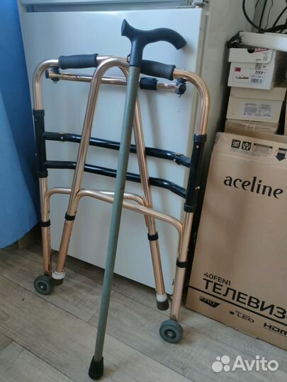 Ходунки для взрослых шагающие