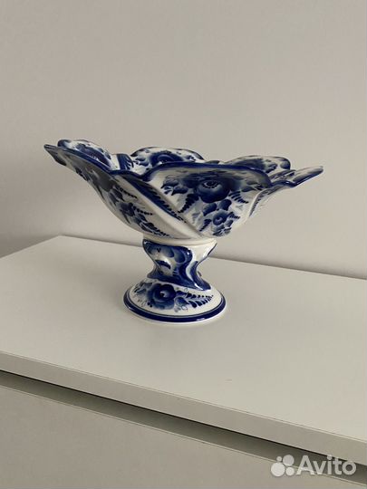 Ваза Гжель для фруктов оригинал