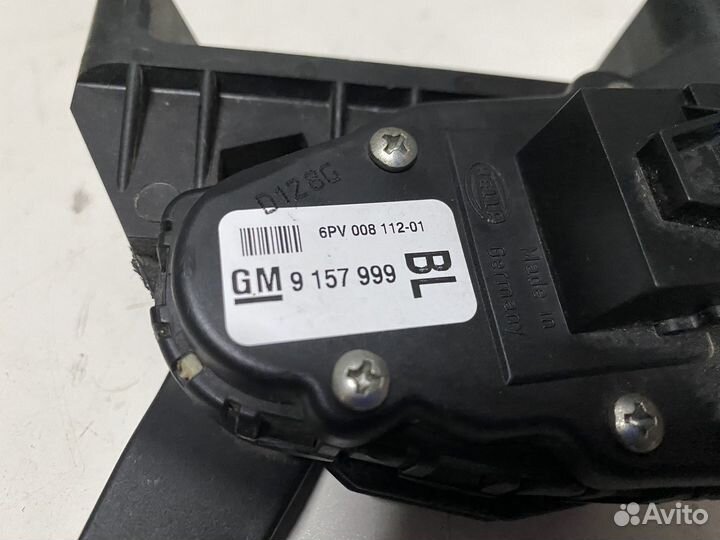 Педаль газа на Opel Astra H АКПП