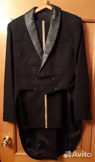 Фрак для Сцены