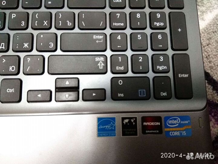 Ноутбук samsung