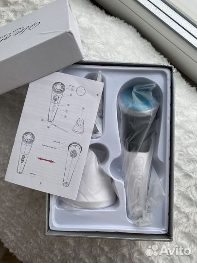 EMS массажер для лица