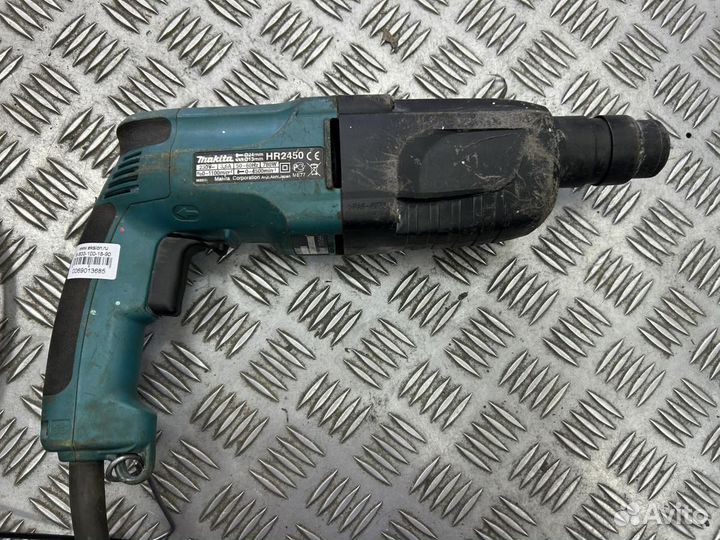 Перфоратор Makita HR2450