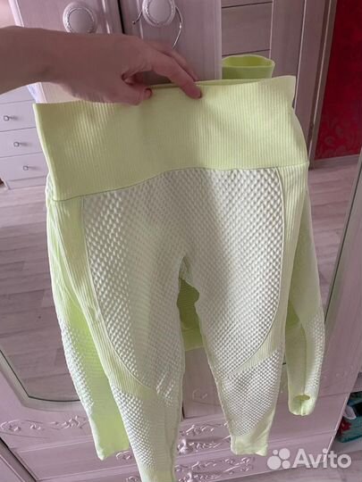 Спортивный костюм женский