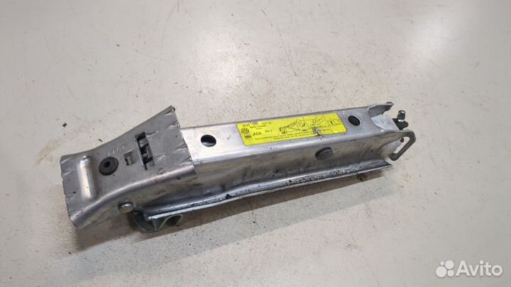 Домкрат Audi A4 (B6), 2004