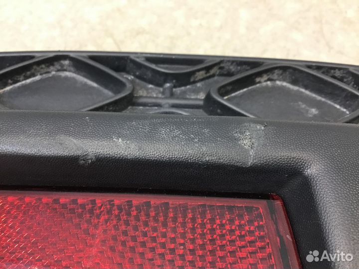 Накладка заднего бампера левая Renault Sandero 201