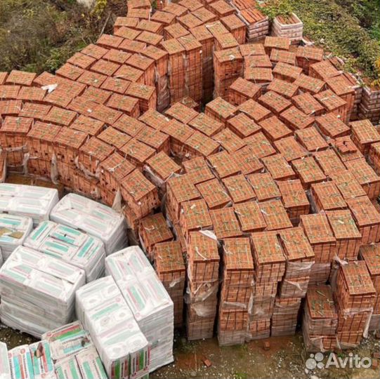 Кирпич красный