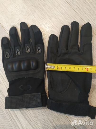 Перчатки