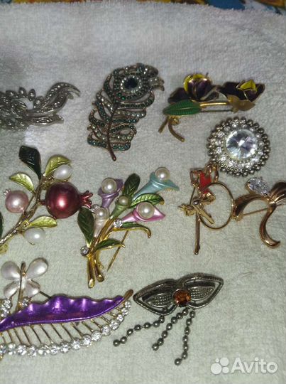 Брошки разные