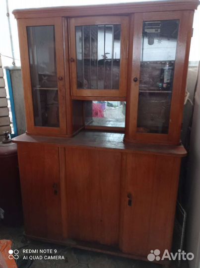 Антикварный буфет