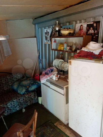 Дом 15 м² на участке 6 сот.