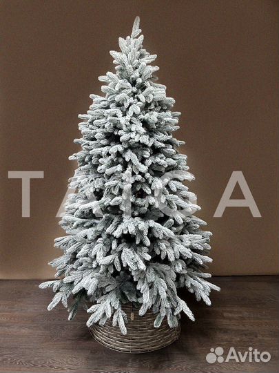 Елка искусственная литая заснеженная