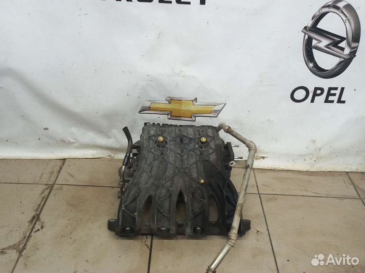 Впускной коллектор Шевроле Авео Т250 F14D3