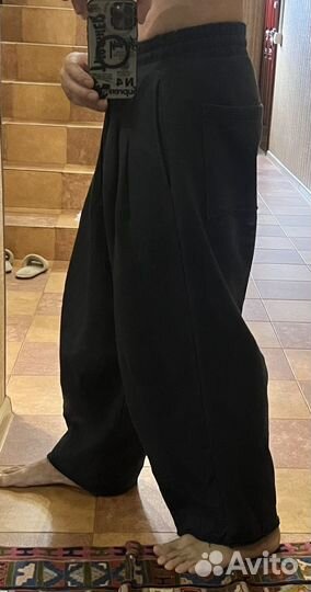 Широкие модные трикотажные штаны