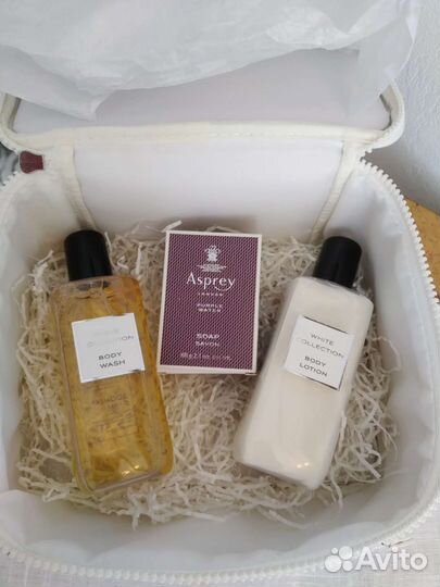 Косметички Chanel Франция,White Collection UK