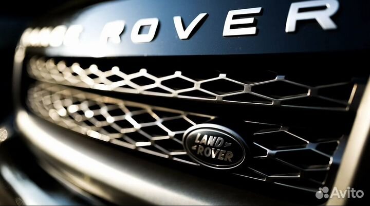 Эмблема Land Rover на решетку радиатора и багажник