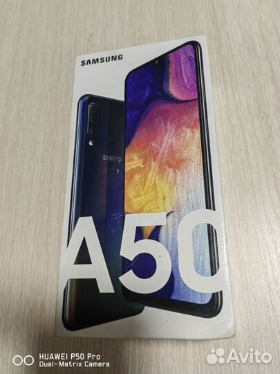 Samsung Galaxy A50, 4/64 ГБ