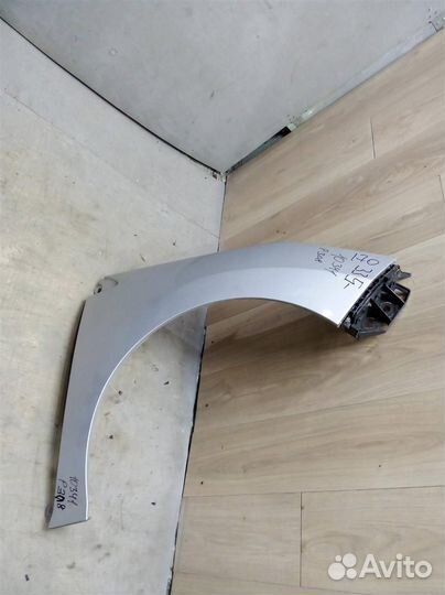 Крыло переднее правое от Peugeot 308 2007