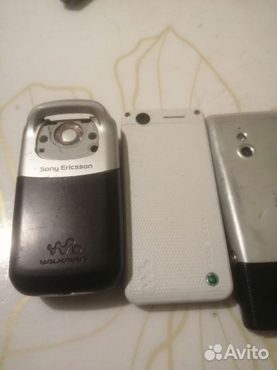 Sony Ericsson W302