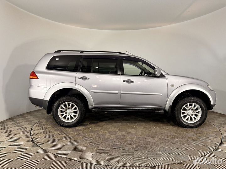 Mitsubishi Pajero Sport 2.5 AT, 2013, 135 287 км