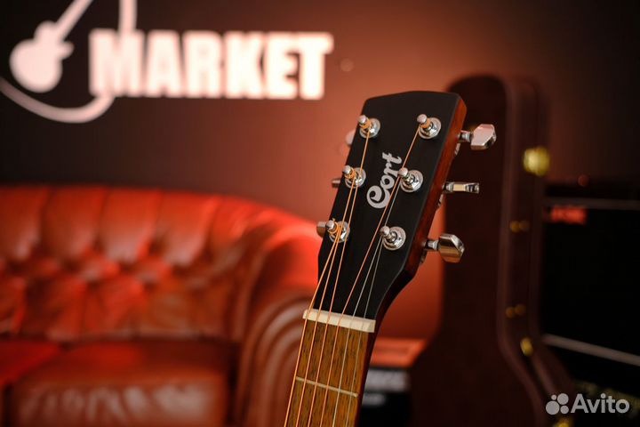 Акустическая гитара Cort 3/4 + Аксессуары