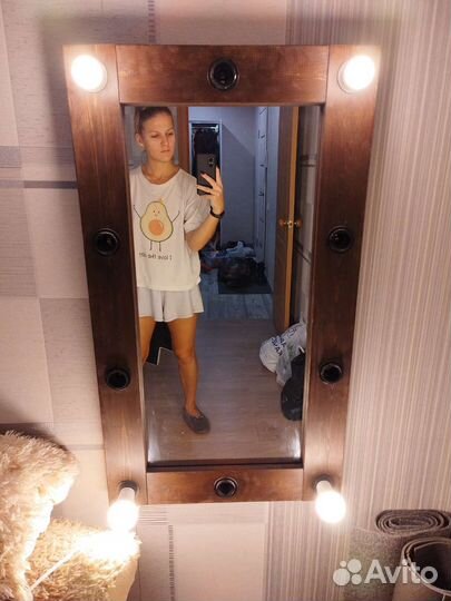 Гримерное зеркало