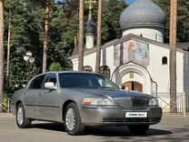 Lincoln Town Car 4.6 AT, 2004, 214 000 км, с пробегом, цена 3 000 000 руб.