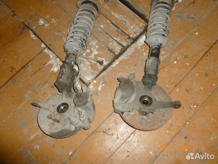 Деу Матиз Стойки передние в сборе левая и правая