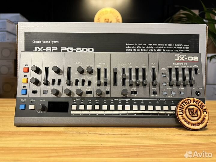 Roland JX-08 в Наличии