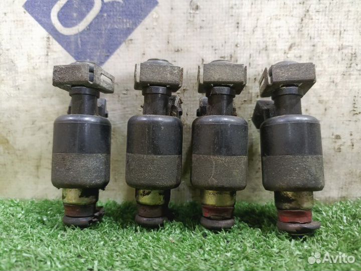 Форсунка Daewoo Nubira универсал 2.0 T20SED 2000