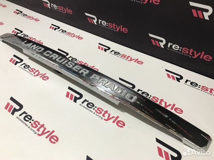 Накладка на 5-ю дверь Land Cruiser Prado 150 K387