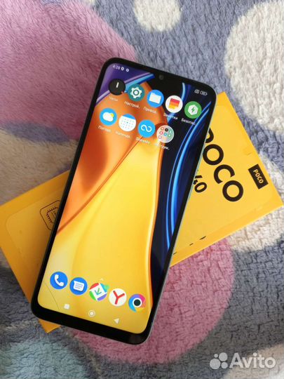 Мобильные телефоны poco