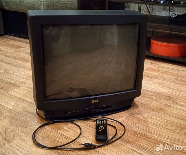 ЭЛТ Телевизор рабочий LG CF - 21F39