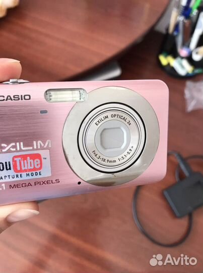 Цифровой фотоаппарат Casio Exilim