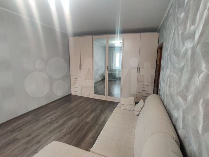 2-к. квартира, 55 м², 8/9 эт.