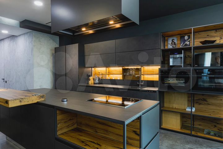 4-к. квартира, 135 м², 17/24 эт.