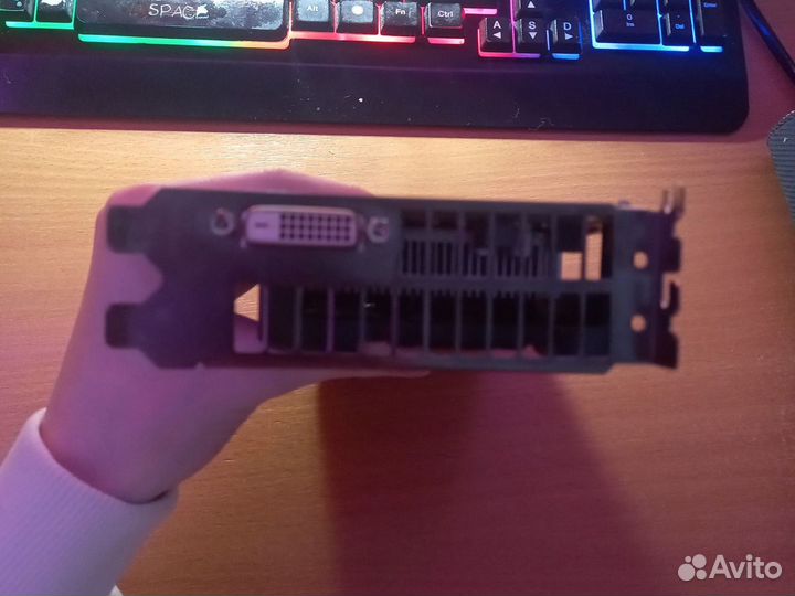 Видеокарта RX 560 4GB (не рабочая)