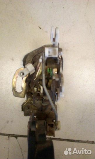 Замок двери задней правой Mitsubishi Galant