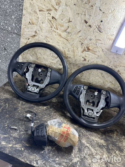 Руль,Кнопки руля Hyundai Elantra HD 4