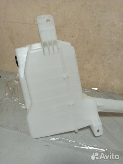 Бачок омывателя Kia Sorento XM 2009-2020