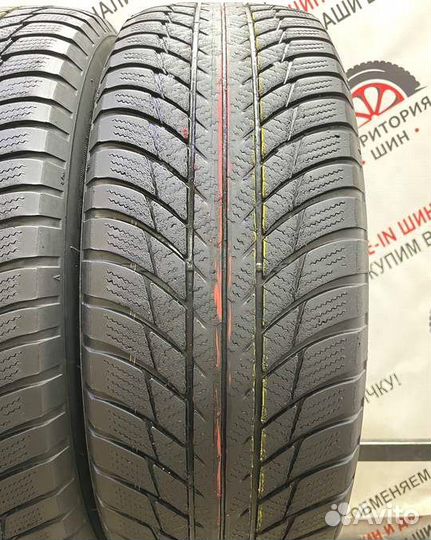 Bridgestone Blizzak LM-001 215/65 R17 104Y