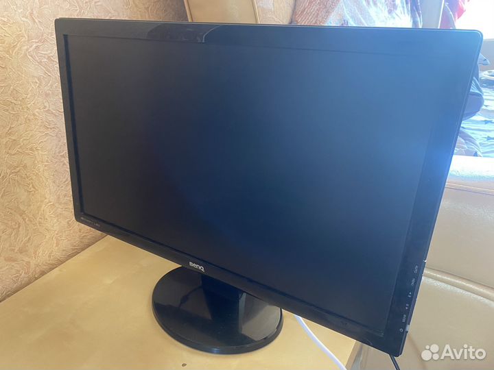 Монитор FullHD 24
