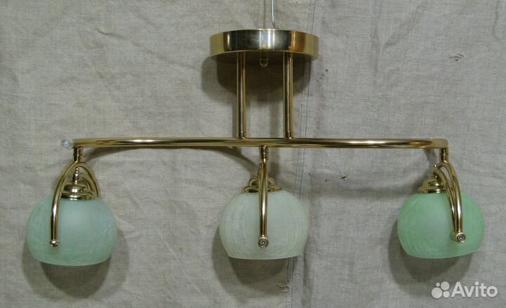 Люстра три плафона в линию (298)