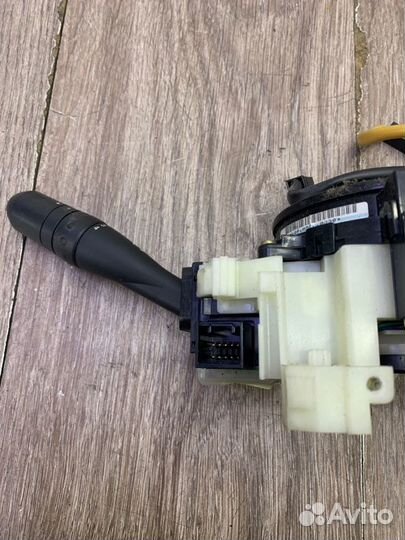 Подрулевой переключатель Mitsubishi Colt