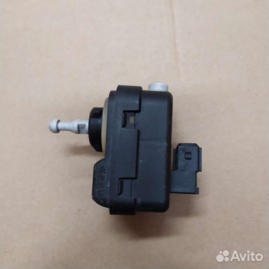 Nissan micra k12 корректор фары